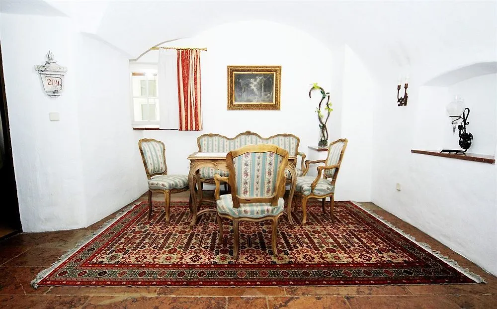 Altstadt Hotel Stadtkrug Salzburg 4*,